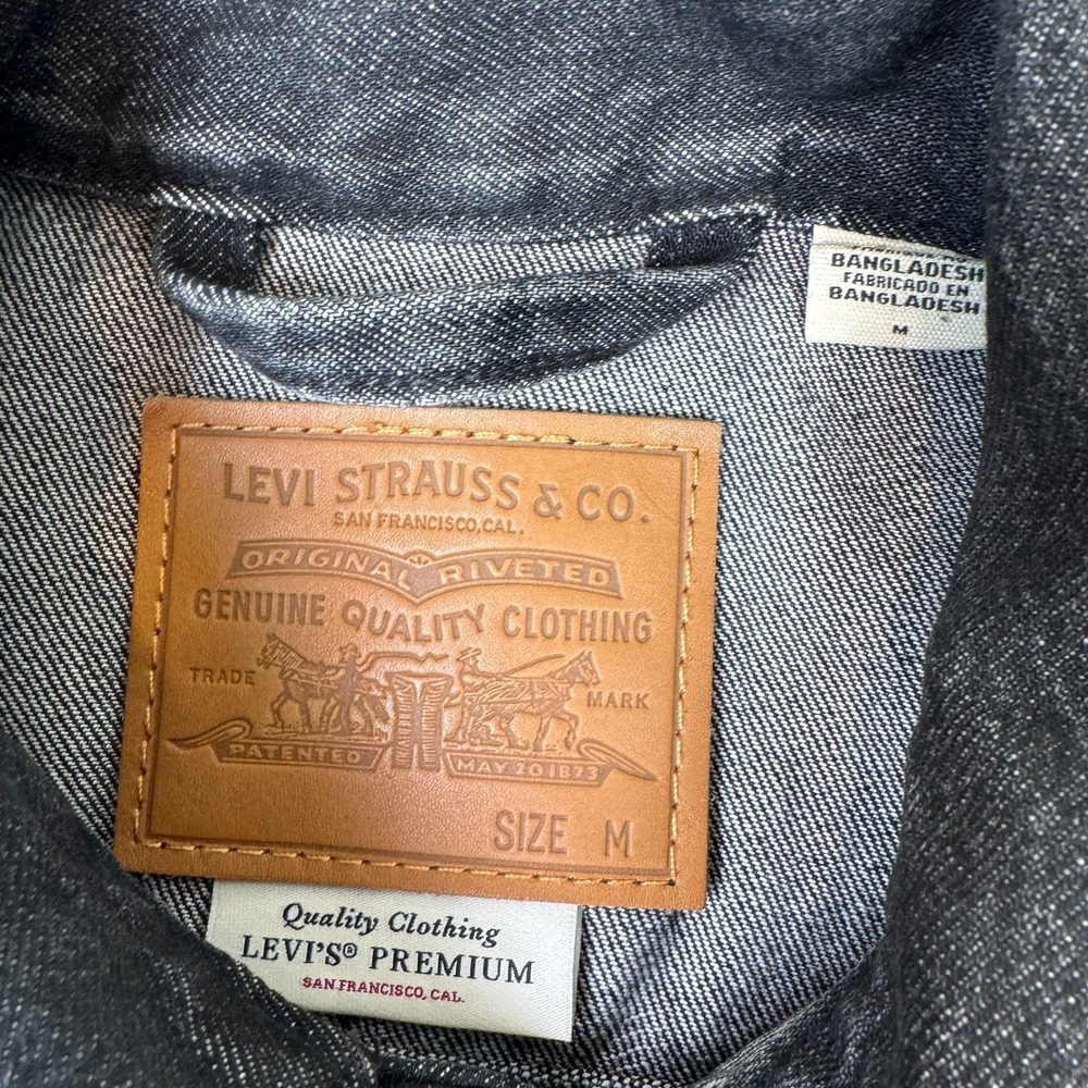 Levis Type 1 Trucker Jacket Mens Medium Black Denim Western Vintage Faded - Picture 3 of 7